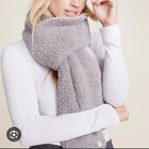 Barefoot Dreams Grey Scarf NWT